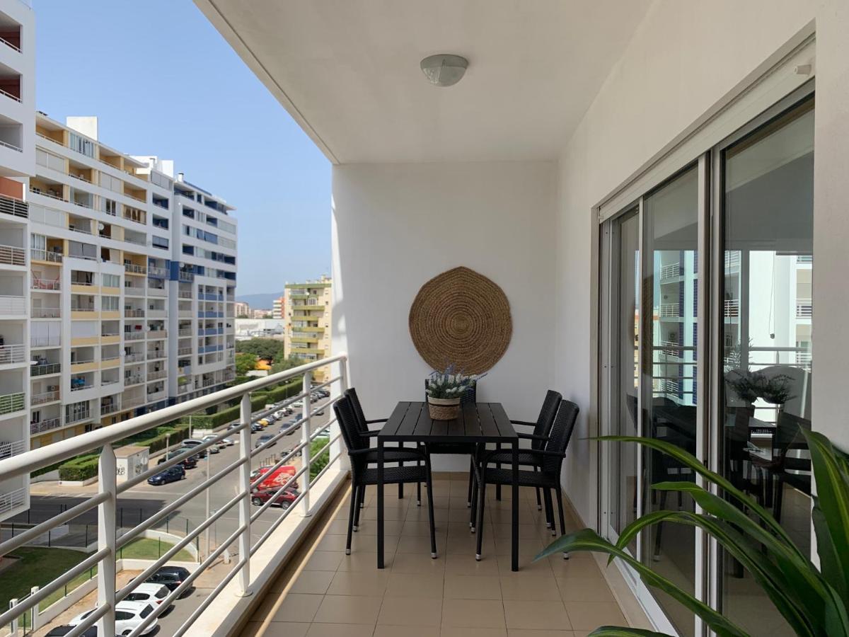 Convistaapartment With Pool Портиман Екстериор снимка