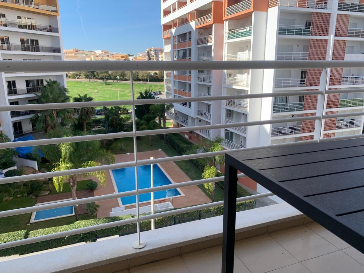 Convistaapartment With Pool Портиман Екстериор снимка